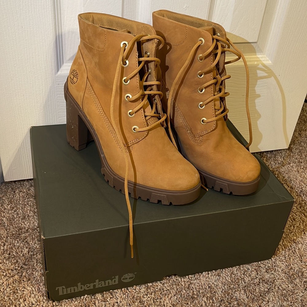 Wheat Nubuck - image 1